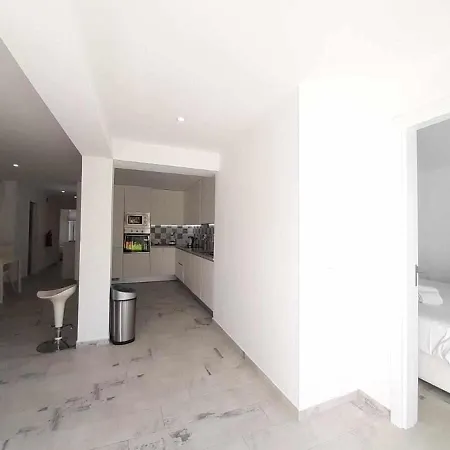 Stunning Barracuda Apartments 5 Mins Driving From Vilamoura Σπίτι διακοπών Quarteira