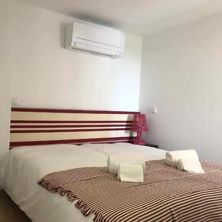 Stunning Barracuda Apartments 5 Mins Driving From Vilamoura 奎特里拉